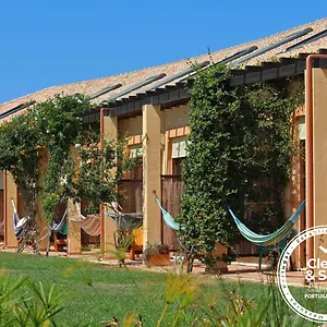 Casa Do Vale Da Lama Ecohotel & Retreat Centre In A Farm Alojamento de Turismo Rural Odiáxere